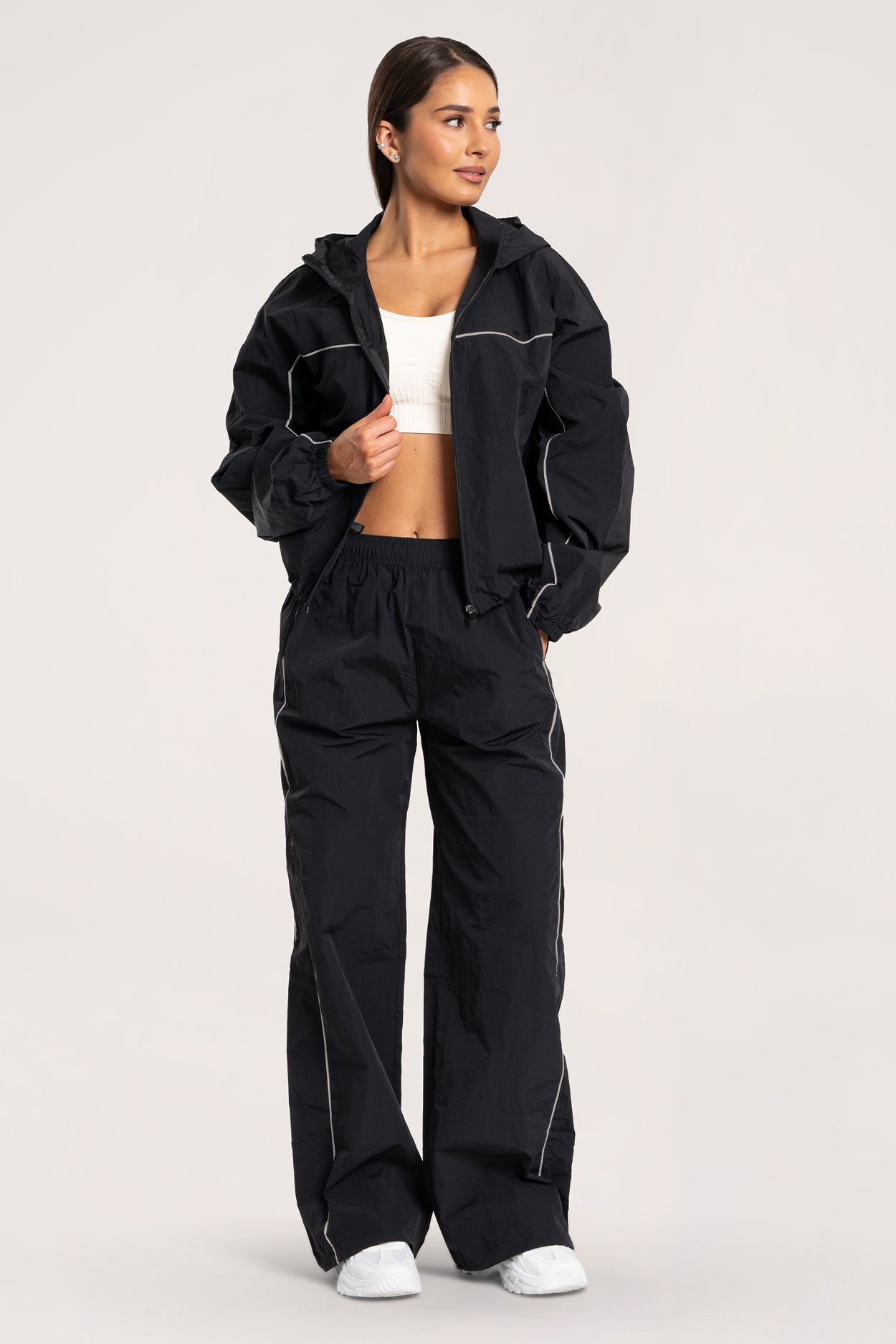 UN1FORM Nylonjacke black