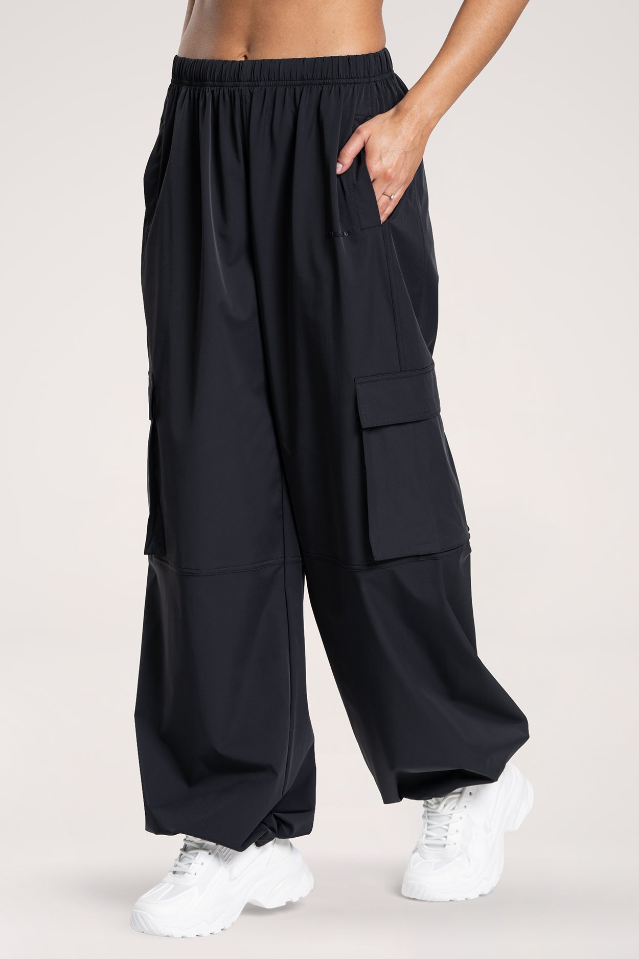 UN1FORM Cargo-Hose black
