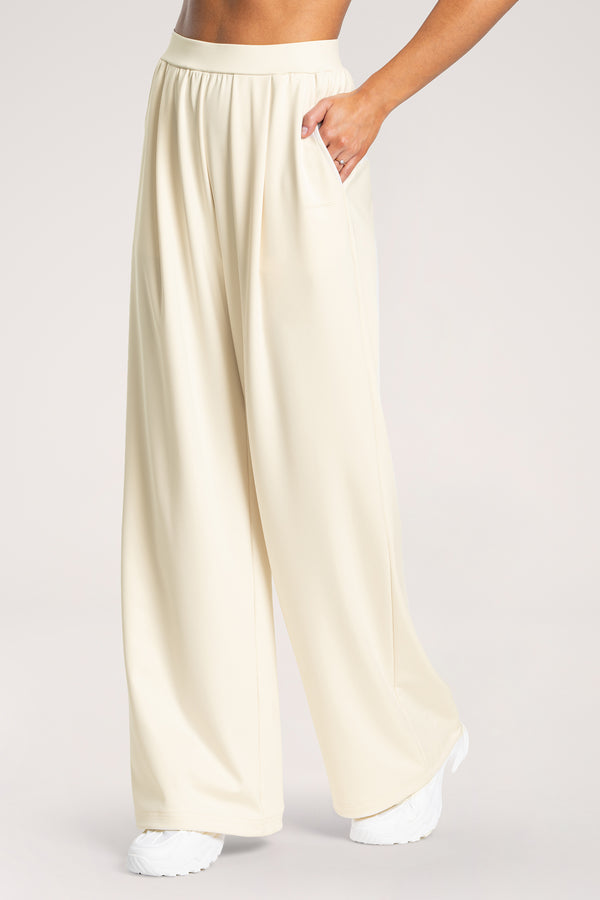 UN1FORM Wide-Hose cream