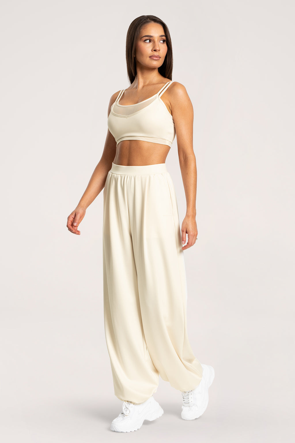 UN1FORM Wide-Hose cream