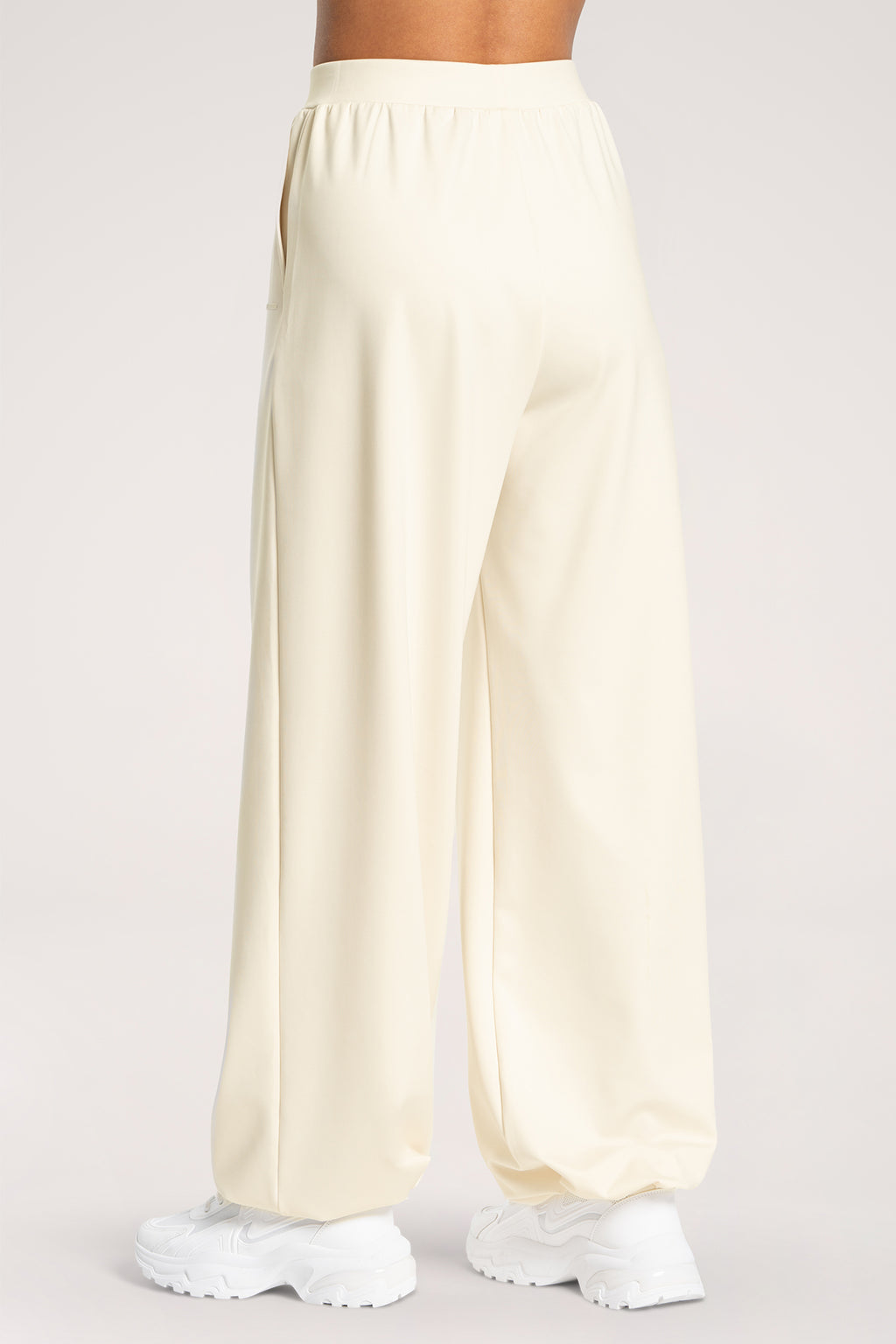 UN1FORM Wide-Hose cream