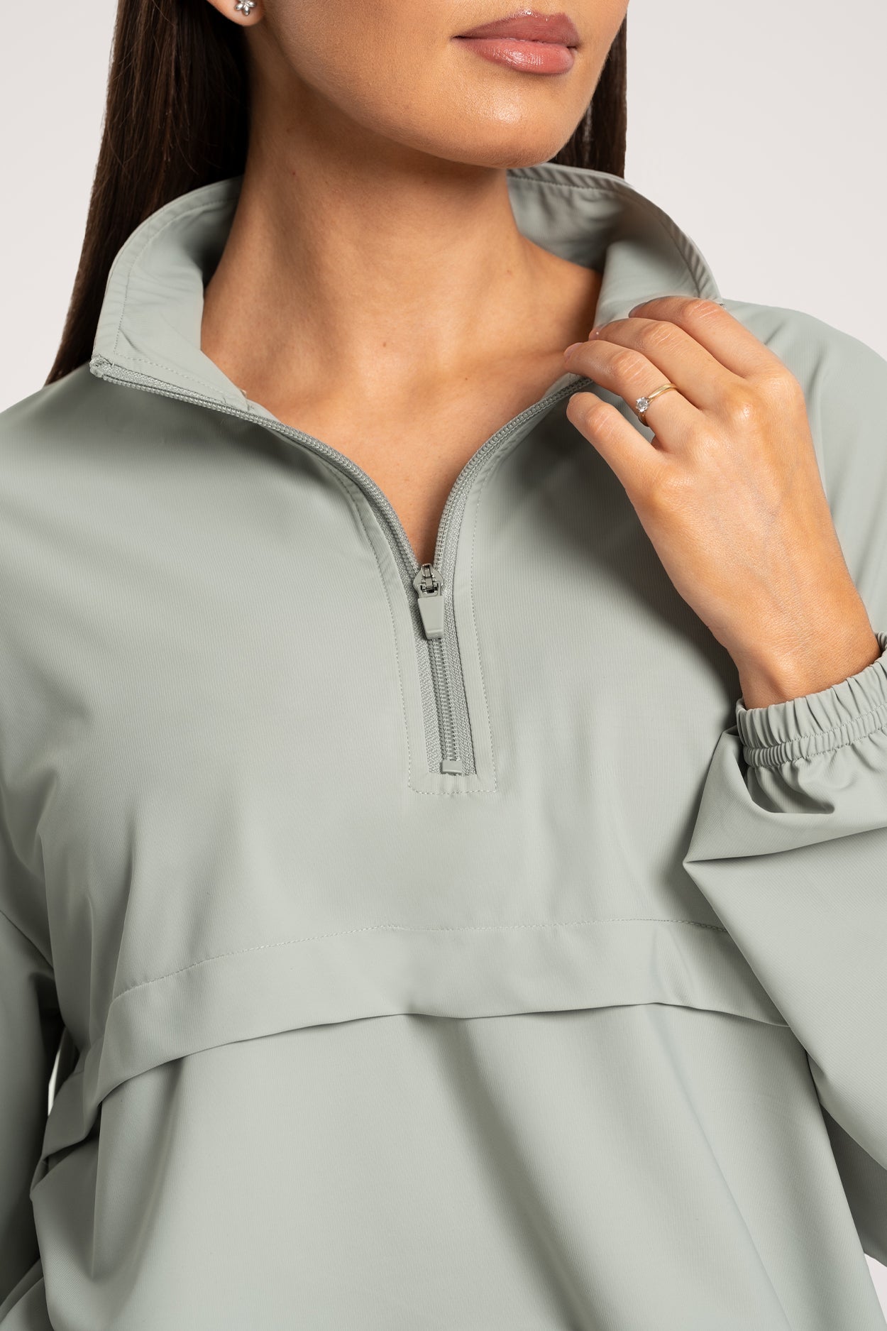 UN1FORM Slick-Sweatshirt olive grey