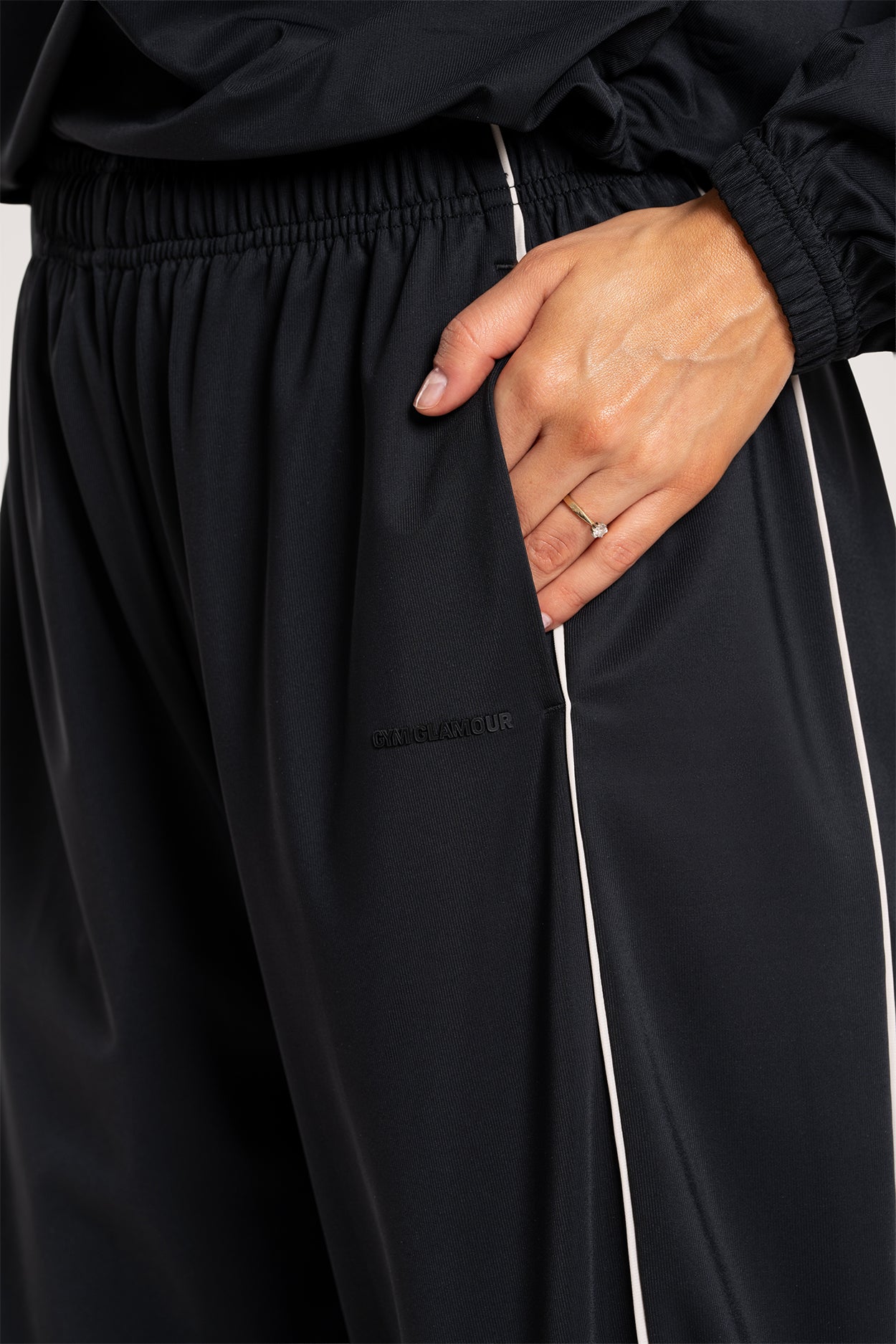 UN1FORM Slick-Hose black