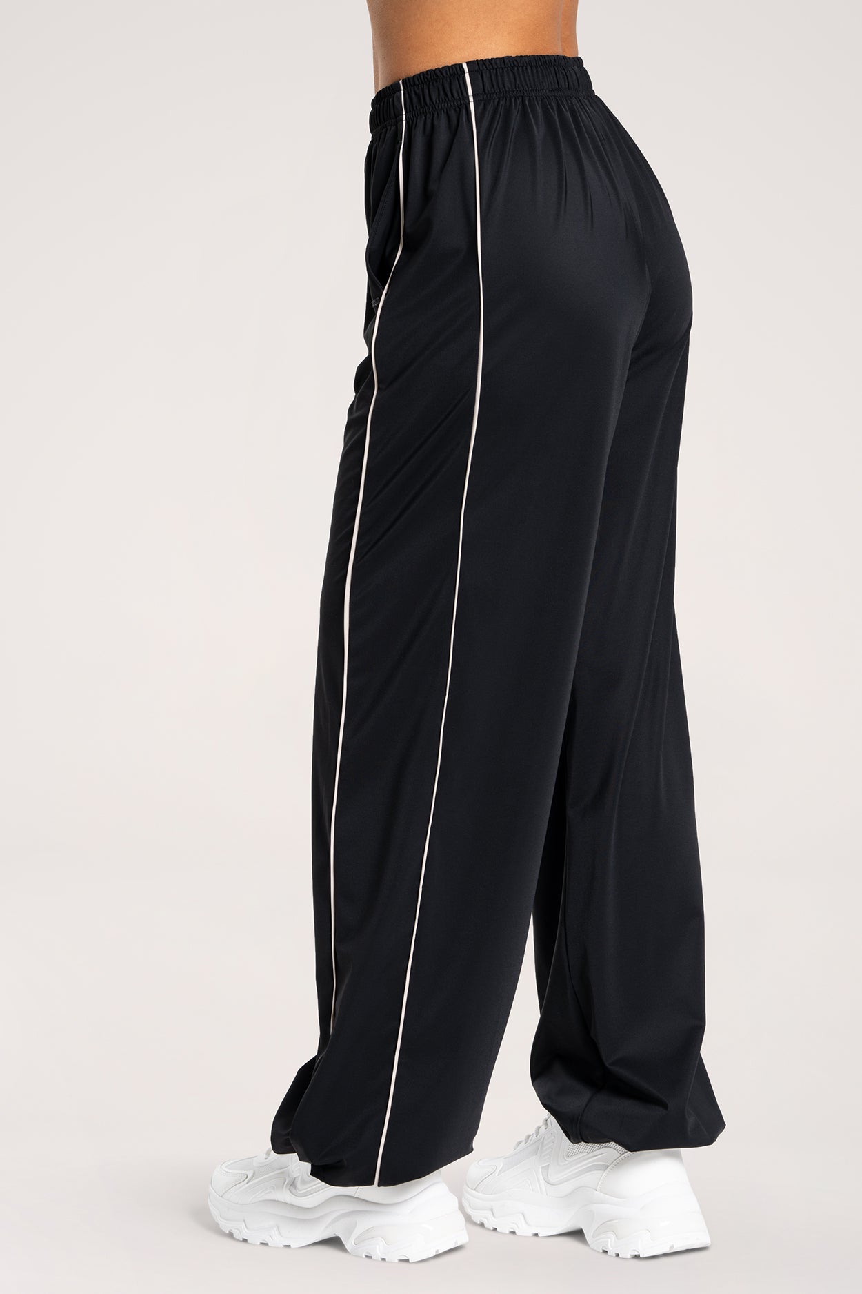 UN1FORM Slick-Hose black