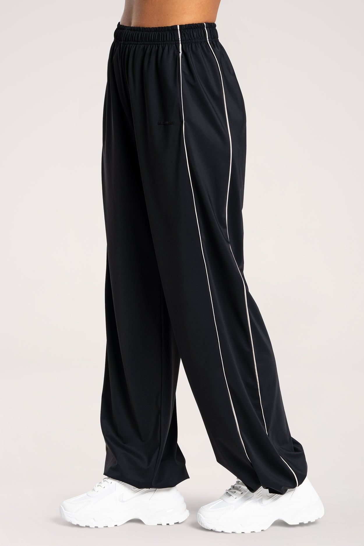 UN1FORM Slick-Hose black