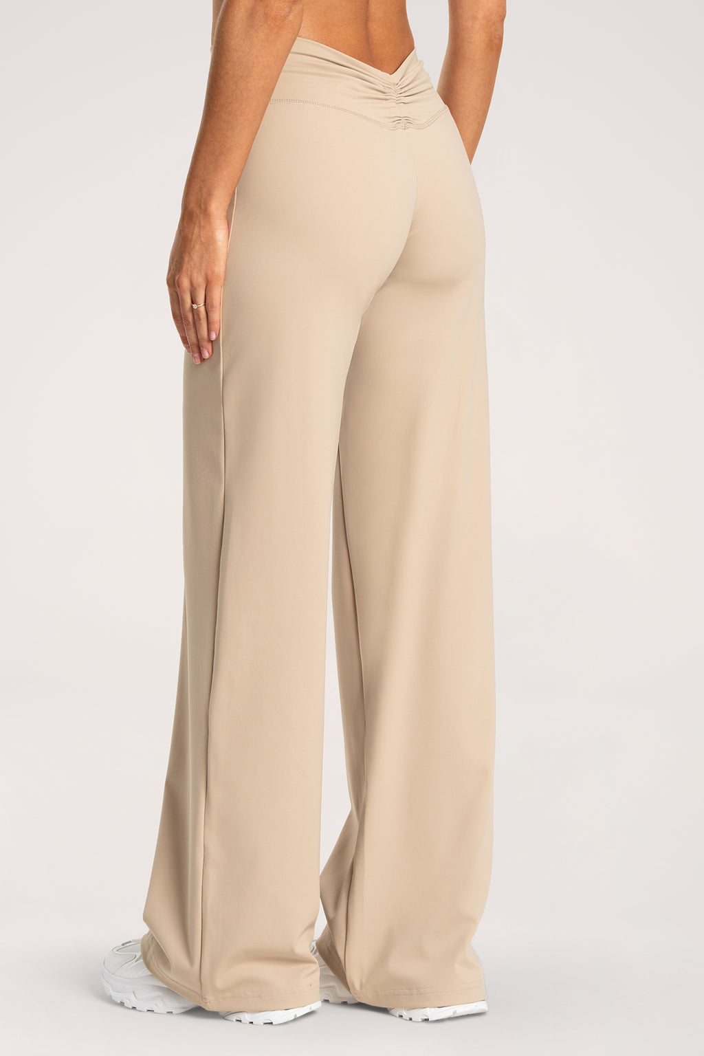 UN1FORM Booty-Tie-Hose sand