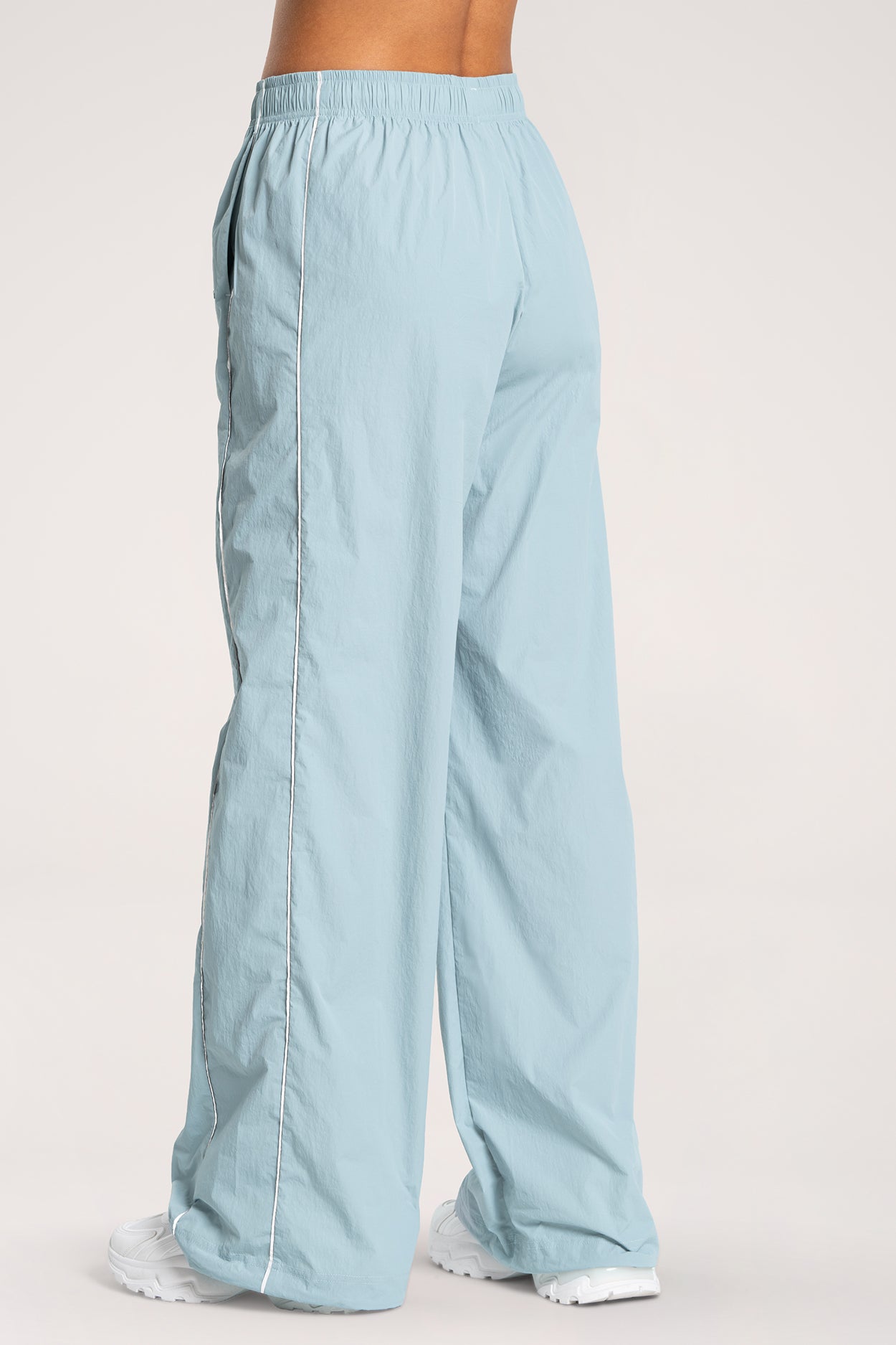 UN1FORM Nylonhose blue sky