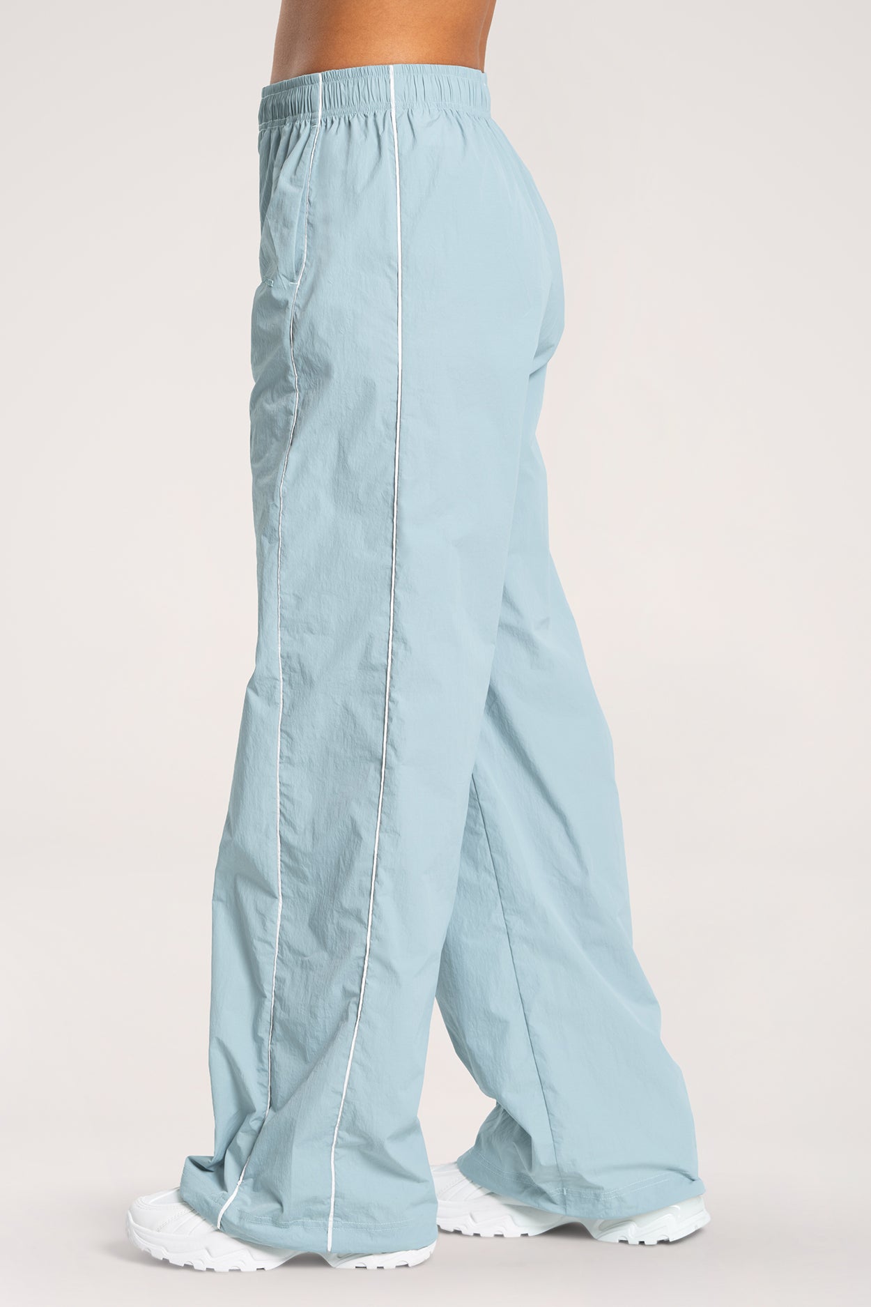 UN1FORM Nylonhose blue sky