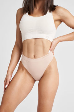 Beiger String