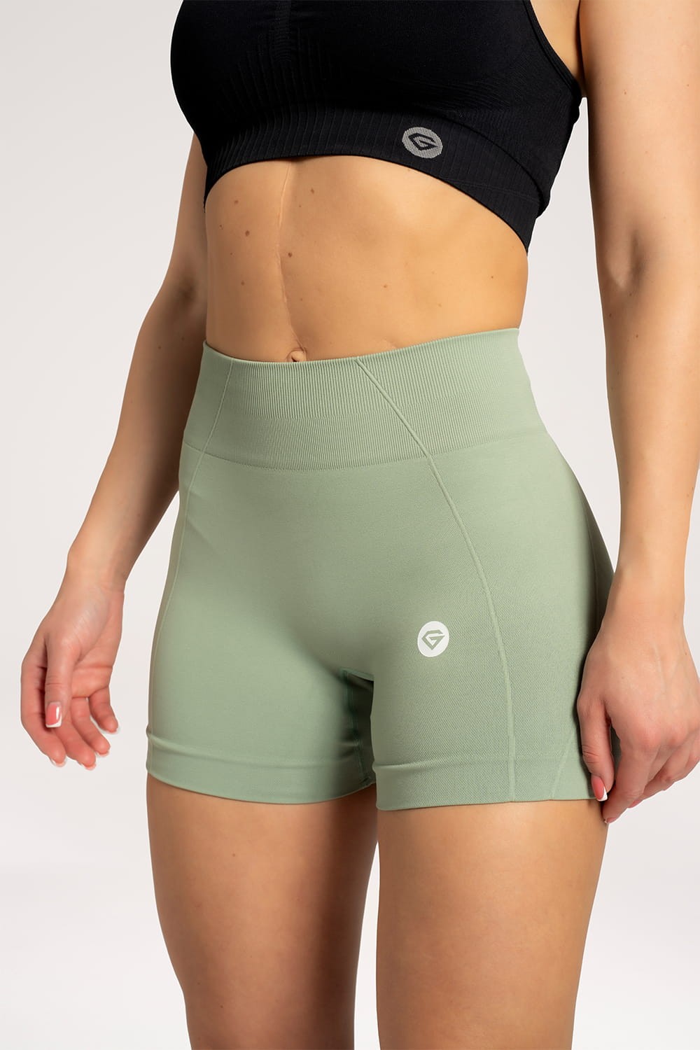 Spodenki basic green