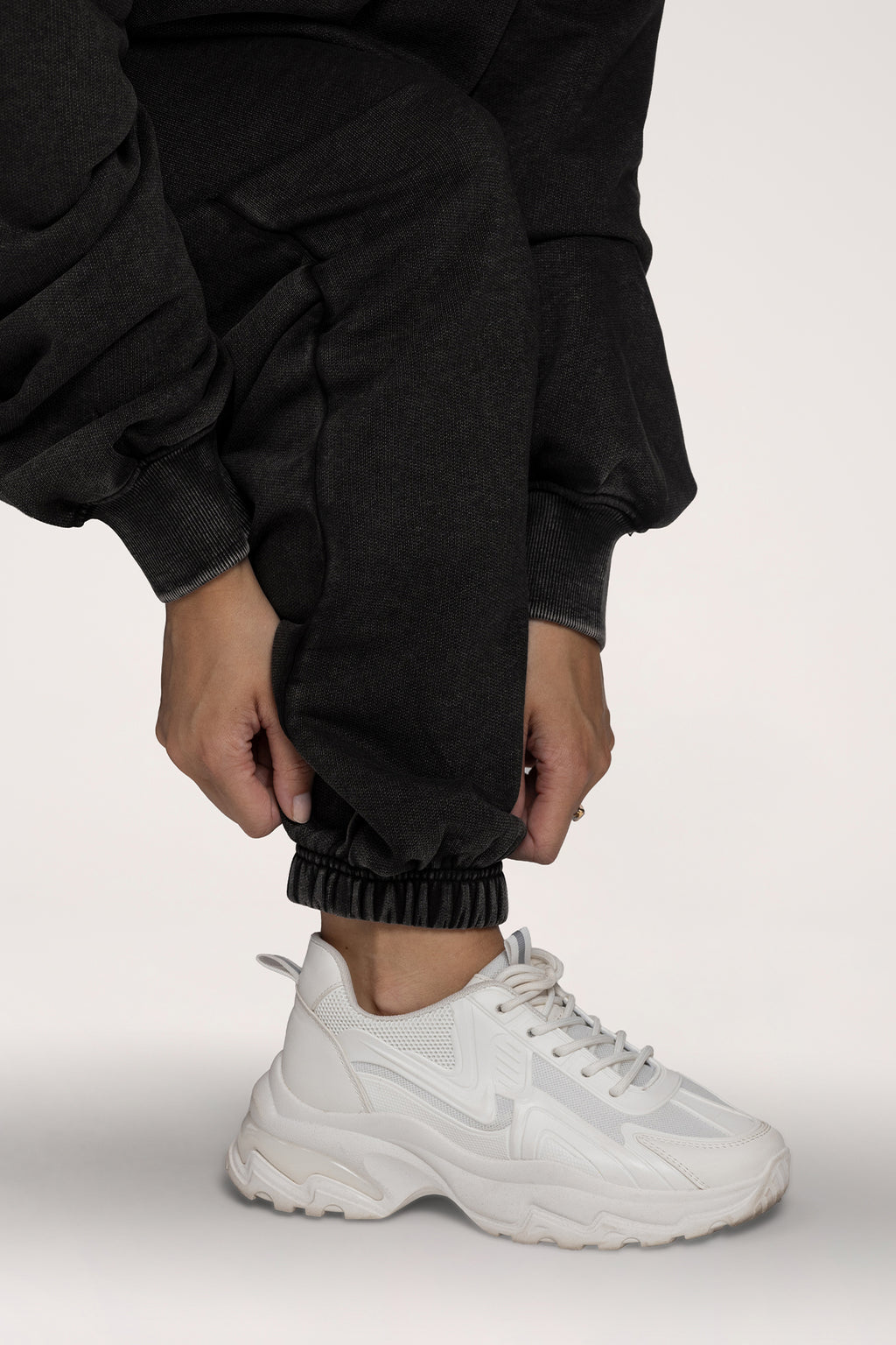Easy Jogginghose mit Bündchen black
