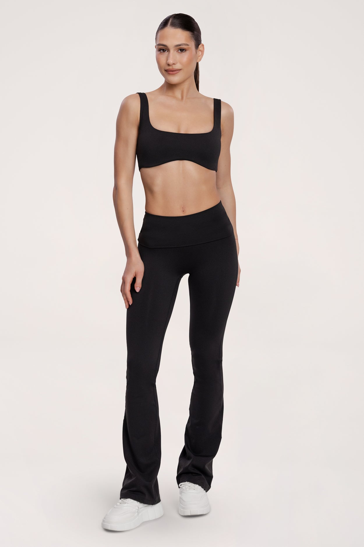 Pilates Era Schlaghose black
