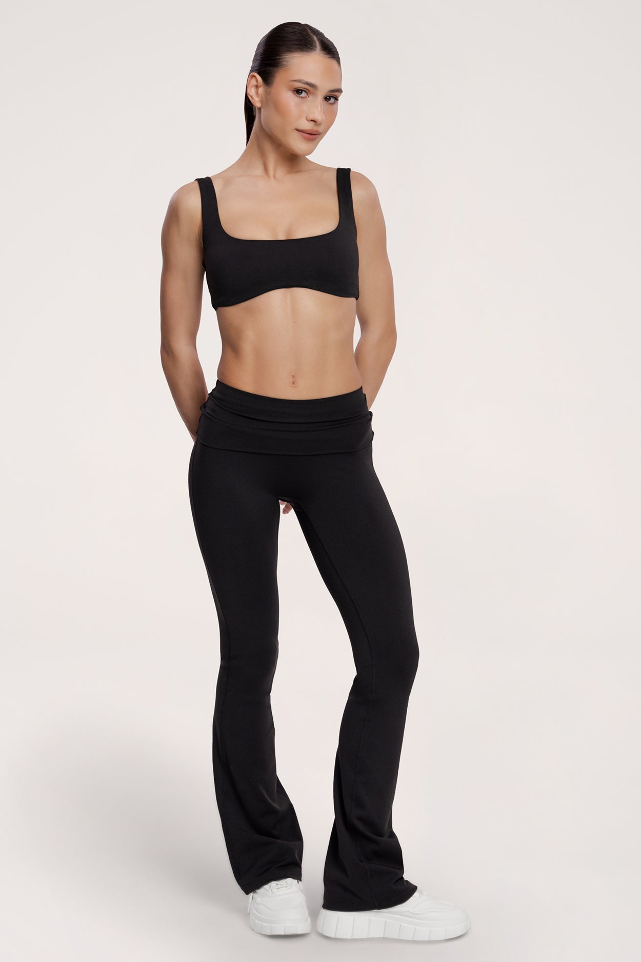 Pilates Era Schlaghose black