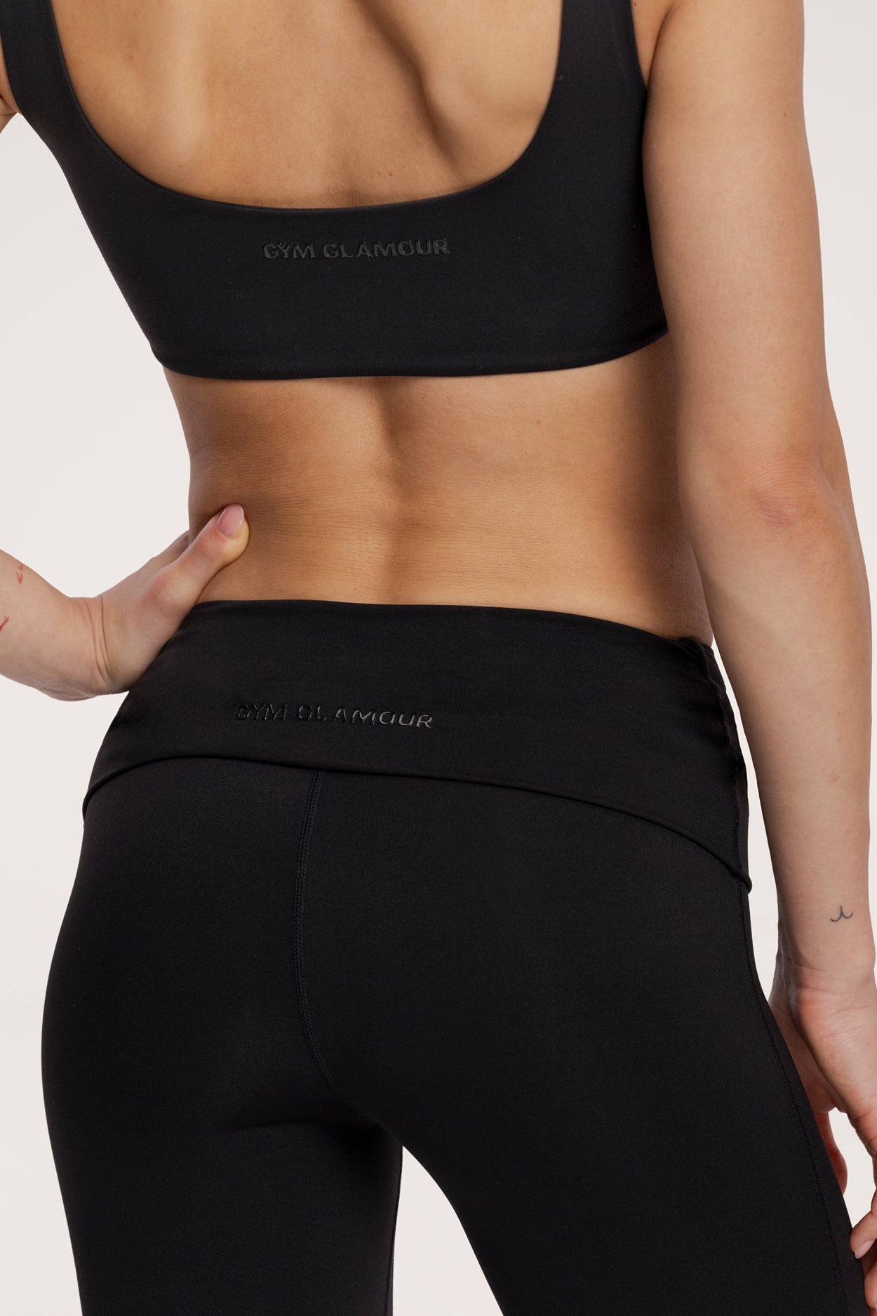 Pilates Era Schlaghose black