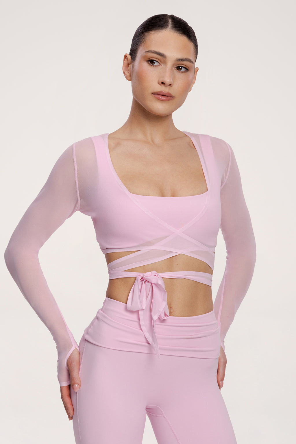 Pilates Era Wrap-Top in Wickeloptik pink