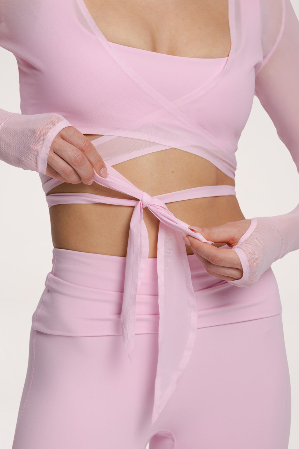 Pilates Era Wrap-Top in Wickeloptik pink