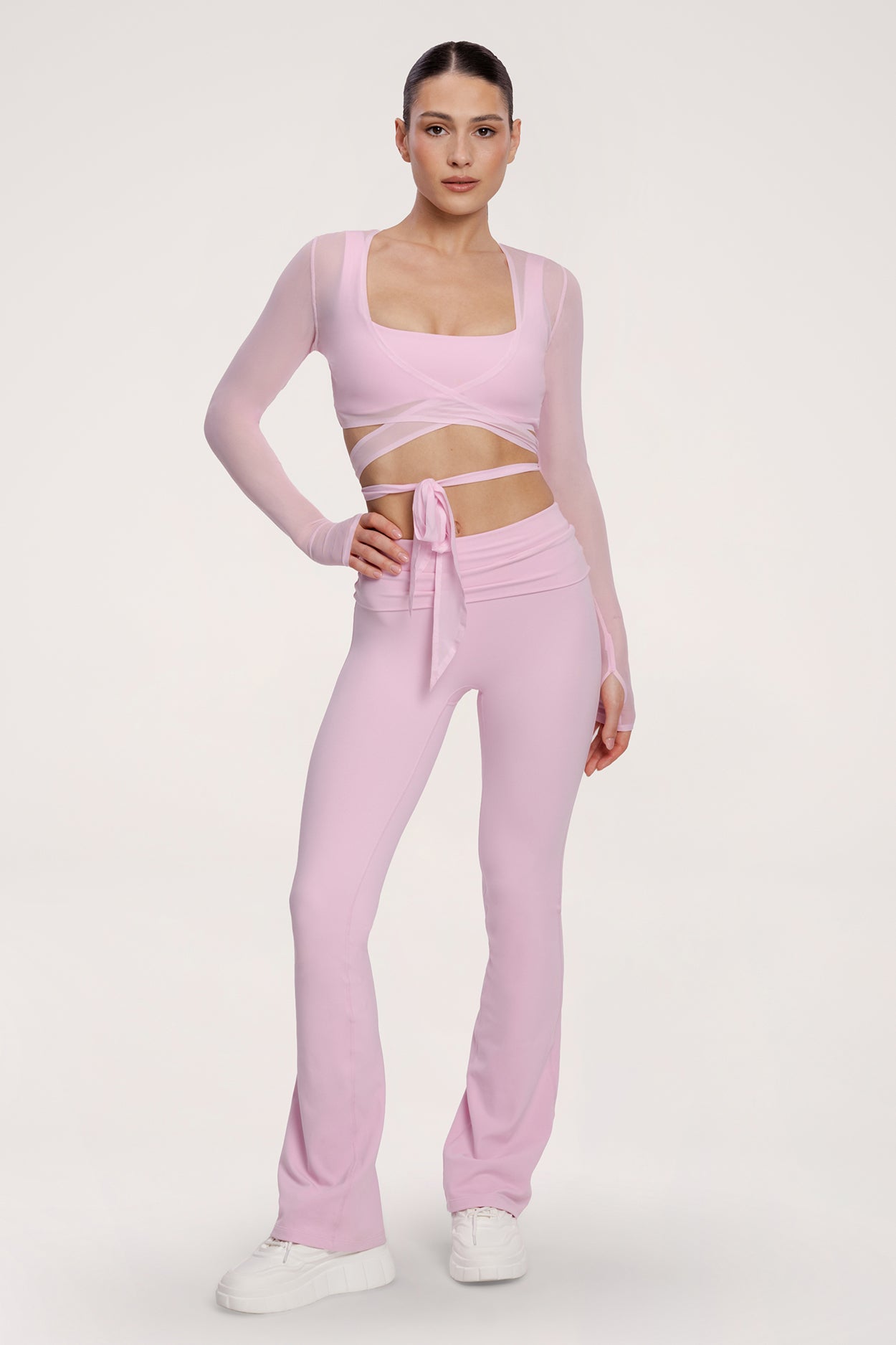 Pilates Era Wrap-Top in Wickeloptik pink