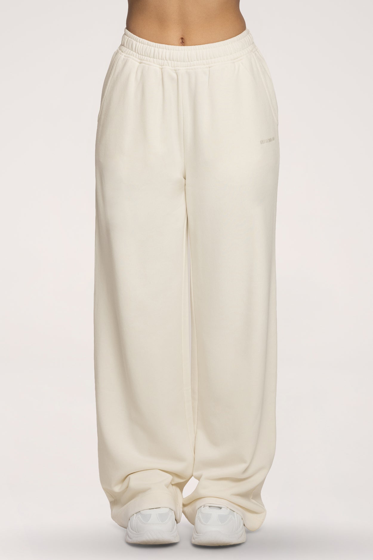 Easy Jogginghose mit geradem Bein off white