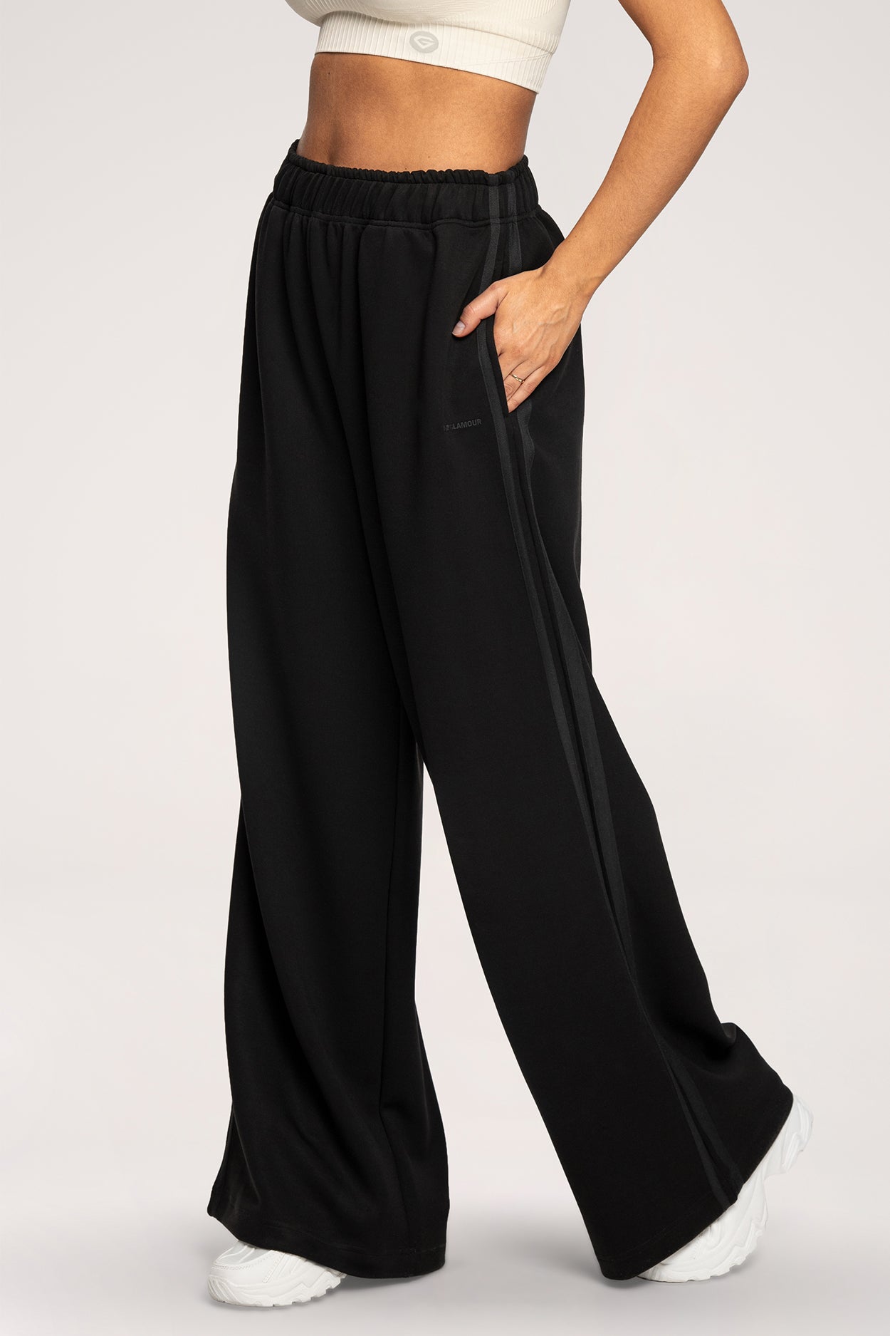 UN1FORM Oversize-Jogginghose black