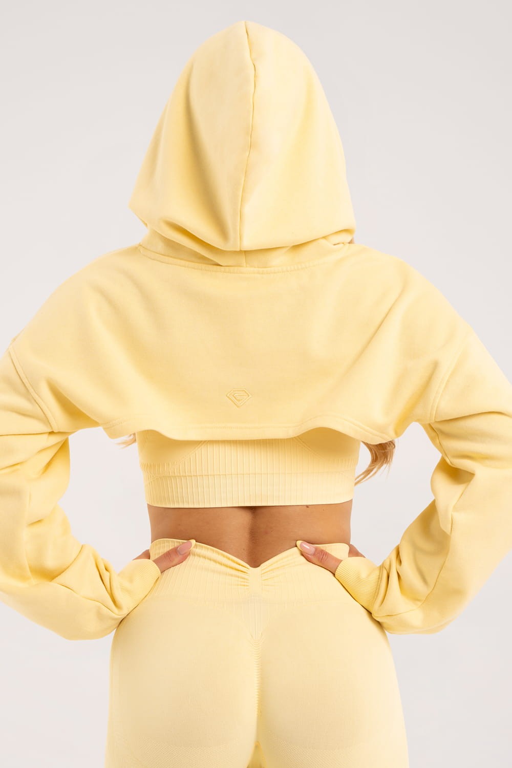Bluza cut out butter yellow