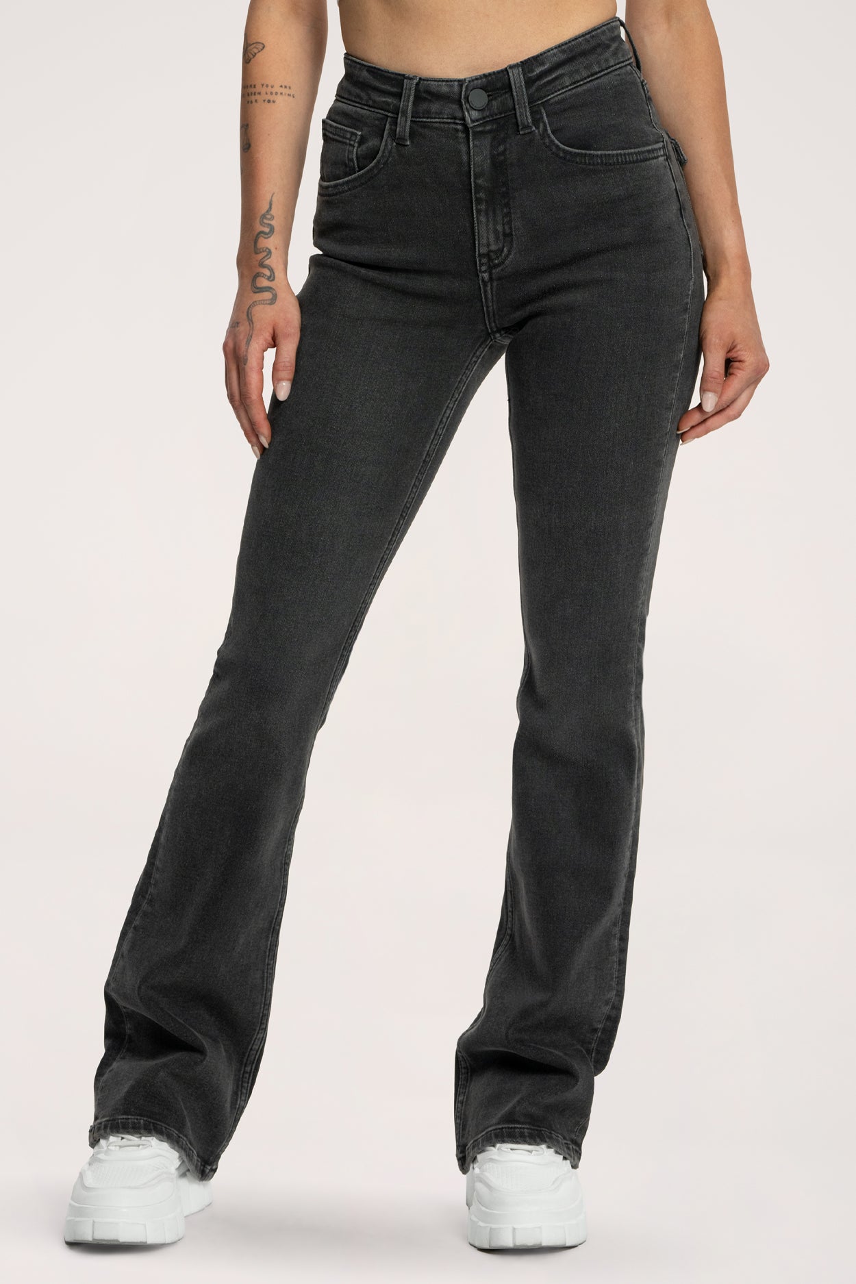 Jeansy dzwony push up black