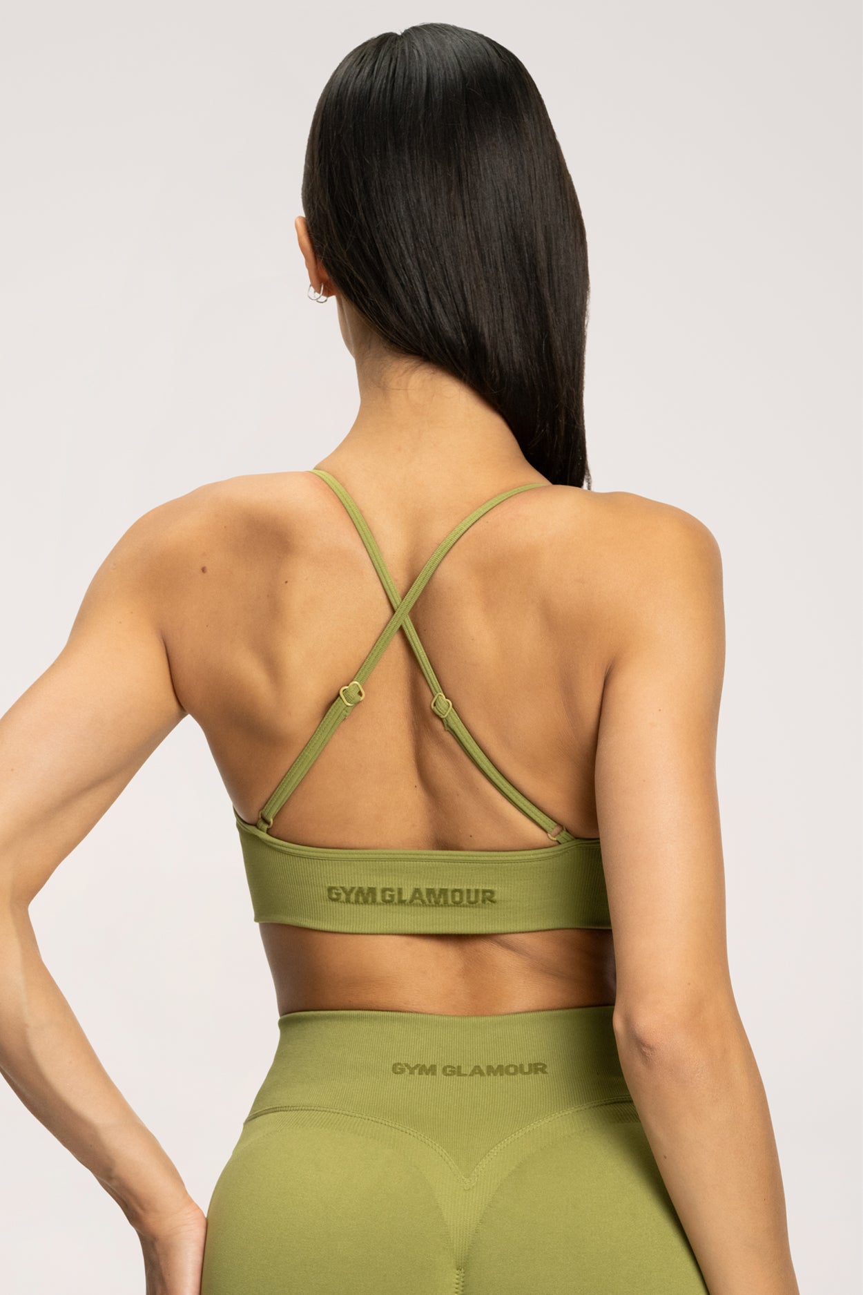 Sport-BH mit tiefem Ausschnitt matcha